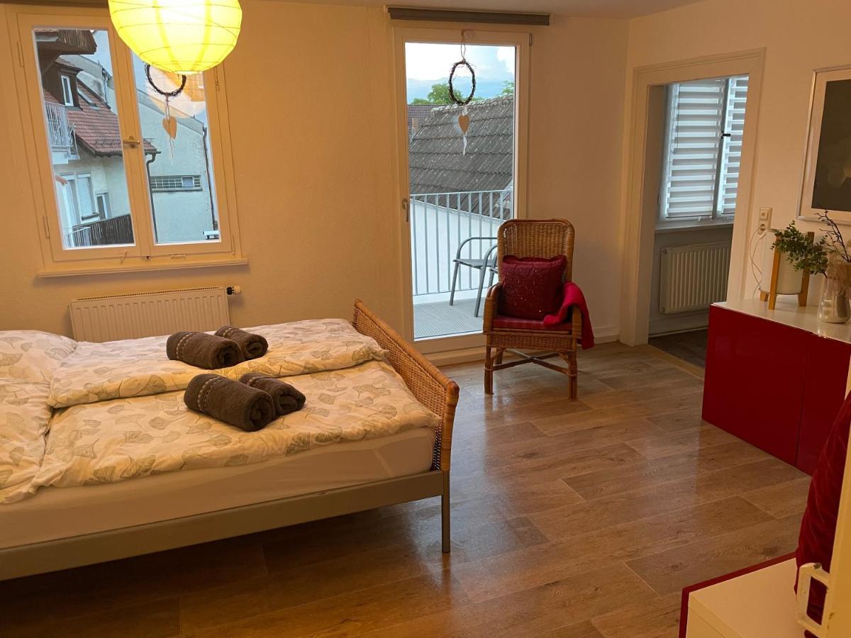 Schone, Helle Und Geraumige Innenstadtwohnung Ravensburg Kültér fotó